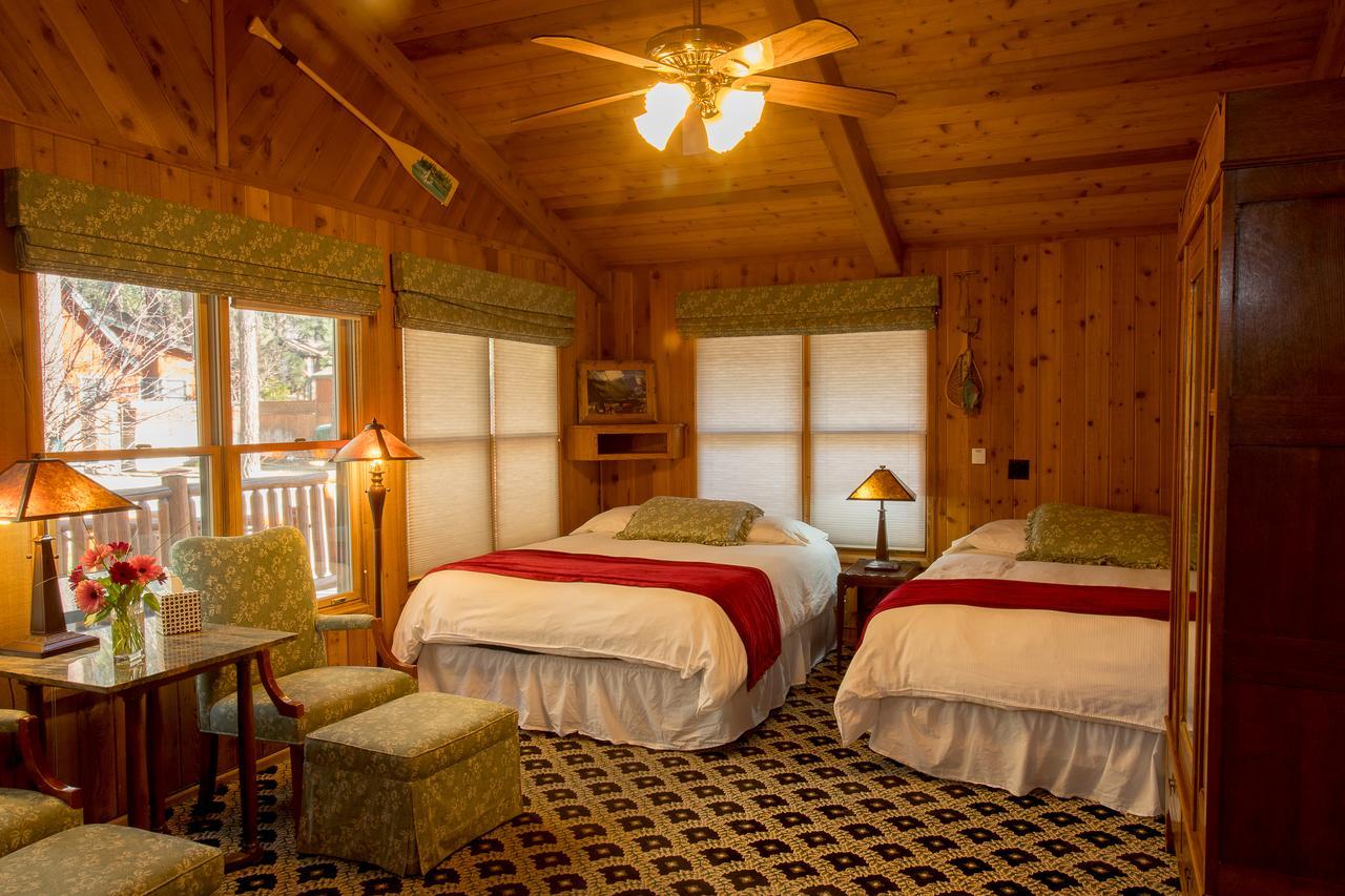 Alpenhorn Bed And Breakfast 大熊湖 外观 照片